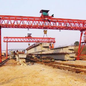 路橋起重機(提梁機)